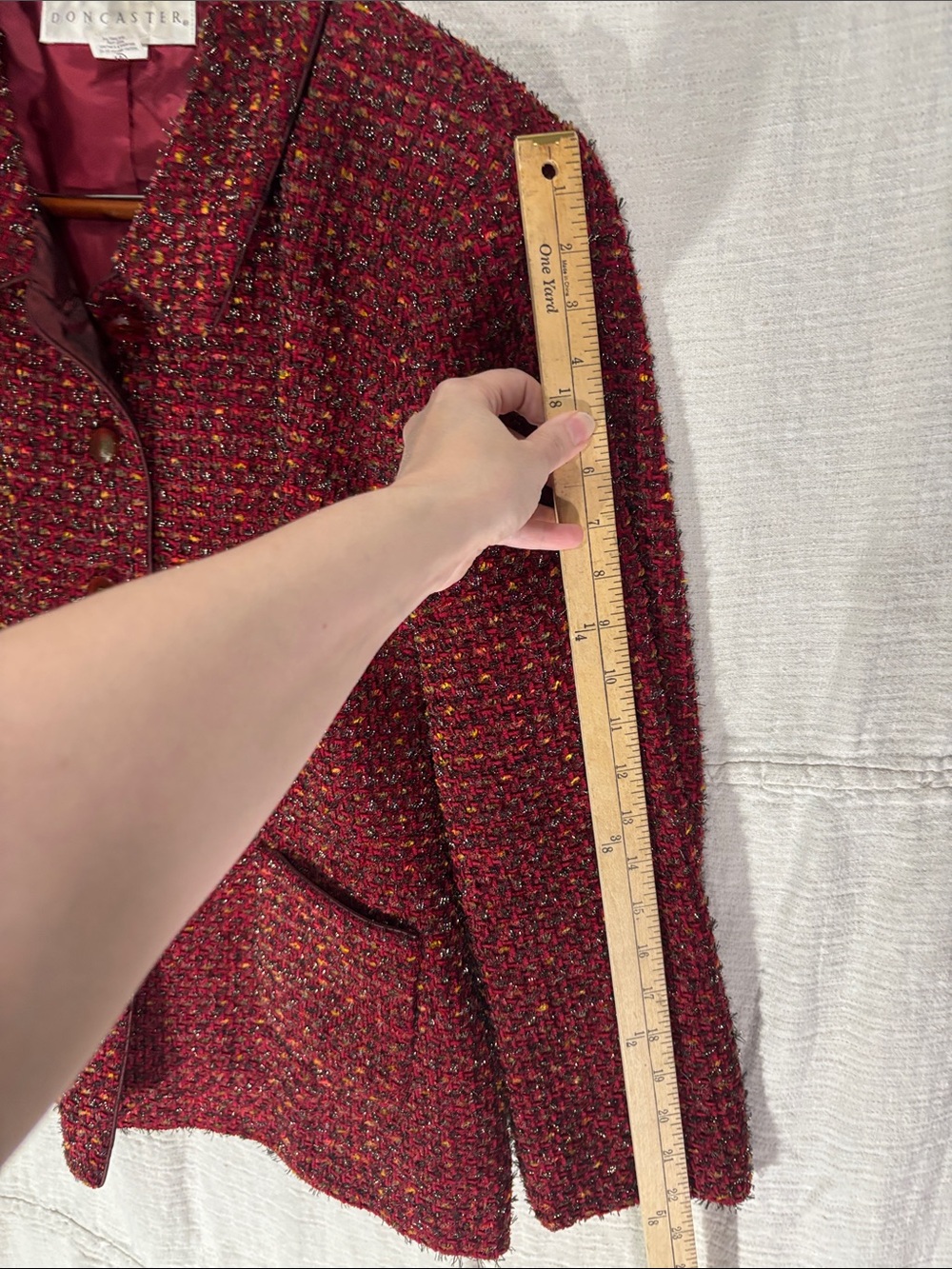 VTG Doncaster Tweed 2-Piece Skirt Suit Set Burgundy Red Metallic Size 18 USA EUC - Picture 5 of 16